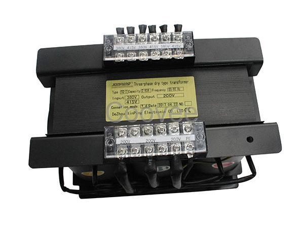額定功率1.5KVA三相干式隔離變壓器1.5KVA-09