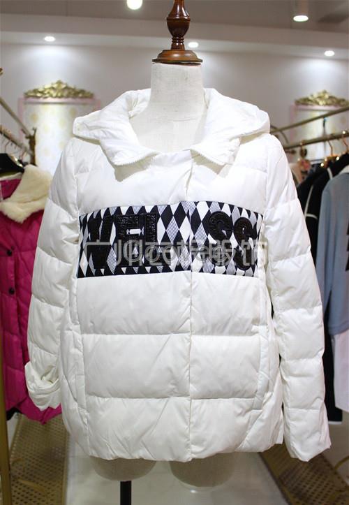 曼婭品牌折扣女裝2016年冬裝羽絨服貨源批發