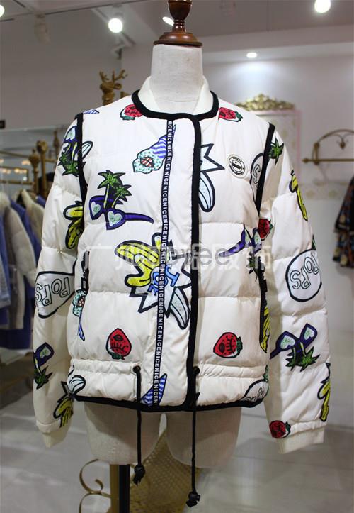 曼婭品牌折扣女裝2016年冬裝羽絨服貨源批發