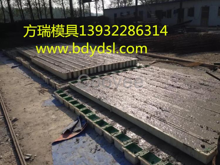 鐵路防護立柱塑料模具-高速防護立柱模具-方瑞模具