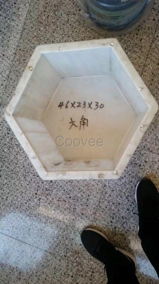 生態(tài)護(hù)坡模具價(jià)錢-甘肅生態(tài)護(hù)坡模具價(jià)錢-方瑞模具