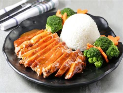 臻味可快餐淺談廣州特色餐飲加盟項(xiàng)目