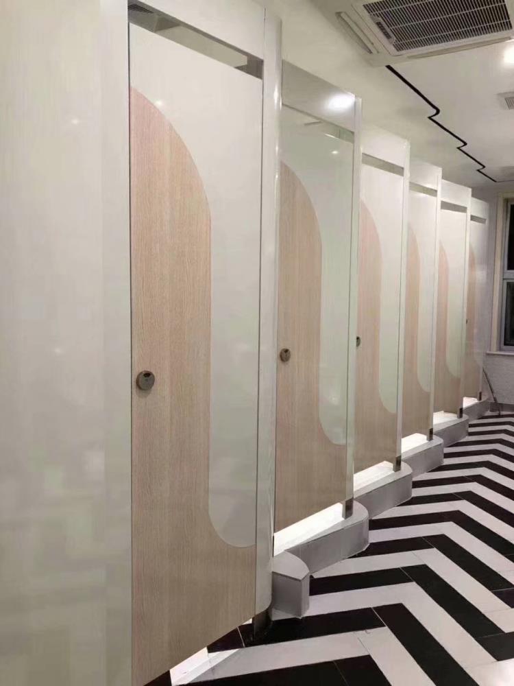 供應鄭州衛生間隔斷建材河南抗倍特板河南衛生間隔斷廠供應商