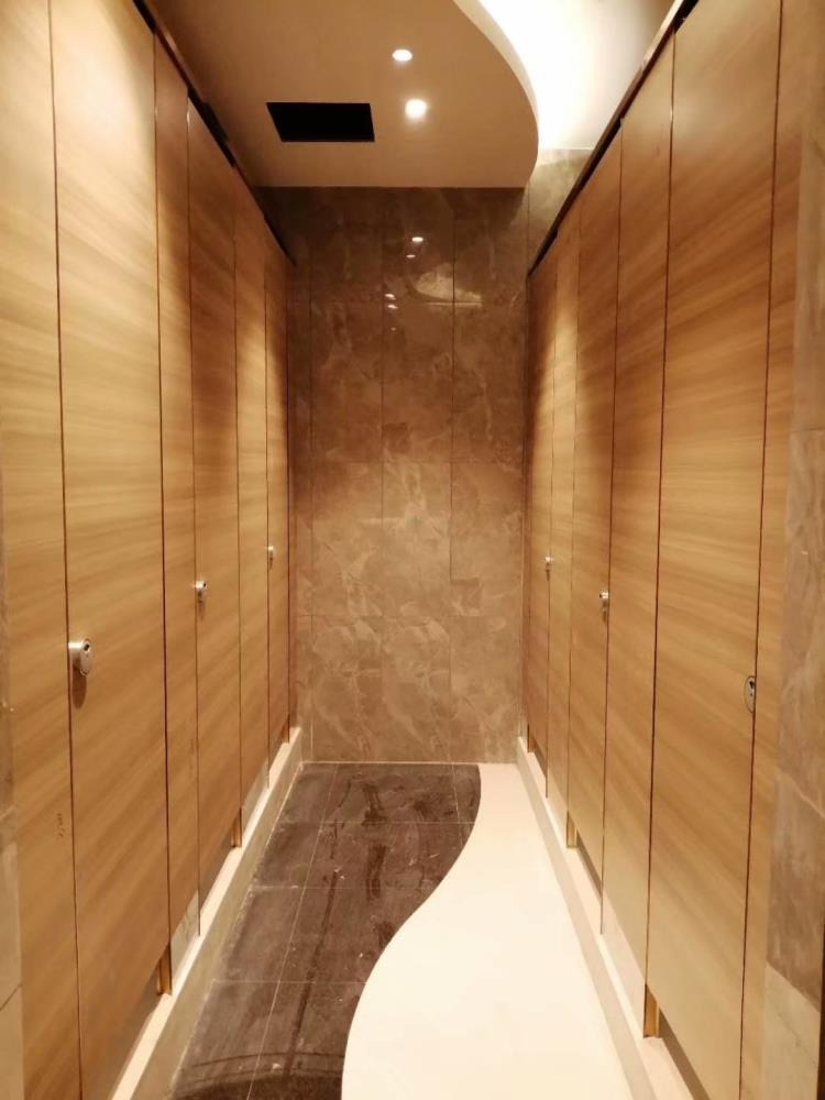 供應鄭州衛生間隔斷建材河南抗倍特板河南衛生間隔斷廠供應商