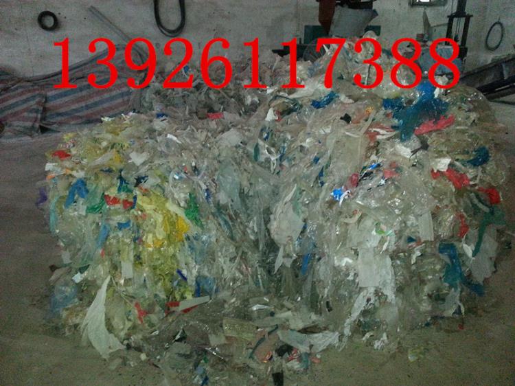 再生方便袋PE垃圾袋回造粒三级PE黑色PE高低压混合PE颗粒