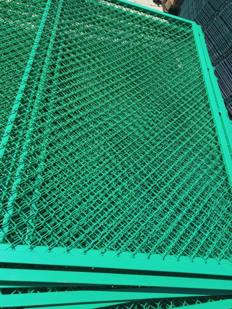 【钢板网护栏网隔离栅栏】艺术栅栏网 钢板网护栏网隔离栅栏网片