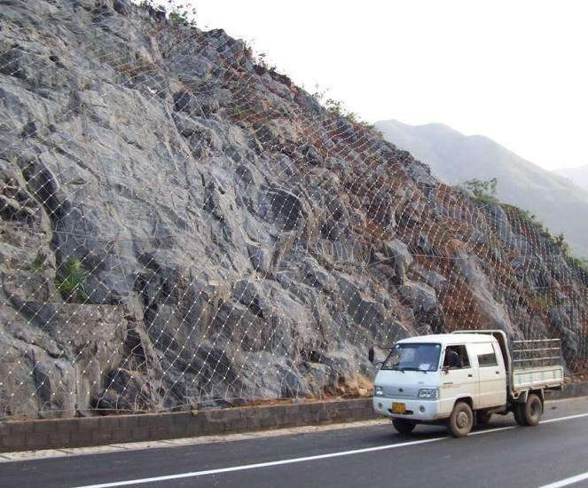 【路基扩建边坡防护网】路基扩建边坡防护网a内江路基扩建边坡防护网