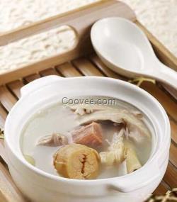 萬(wàn)記湯品之歸芪杜仲燉瘦肉