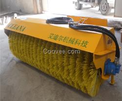 滑移裝載機(jī)配斜角清掃器