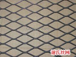 中重型鋼板網(wǎng)又叫金屬板網(wǎng)、菱形網(wǎng)、鐵板網(wǎng)