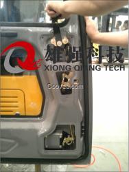 合肥雄強(qiáng)工程叉車門鎖門鉸鏈耐久試驗(yàn)臺(tái)