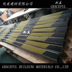 坡道防滑條有效延長道路使用壽命