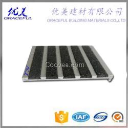 江蘇廠家批發(fā)防滑條 樓梯金剛砂防滑條