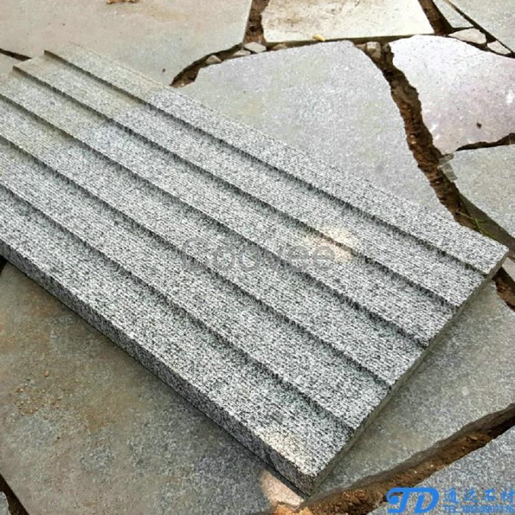 【拉丝板】山东临沂拉丝板 临沭青石材机刨石 芝麻灰坡道石