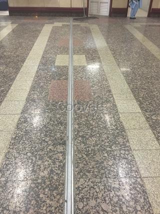 地面抗震縫轉角抗震縫的構造設置