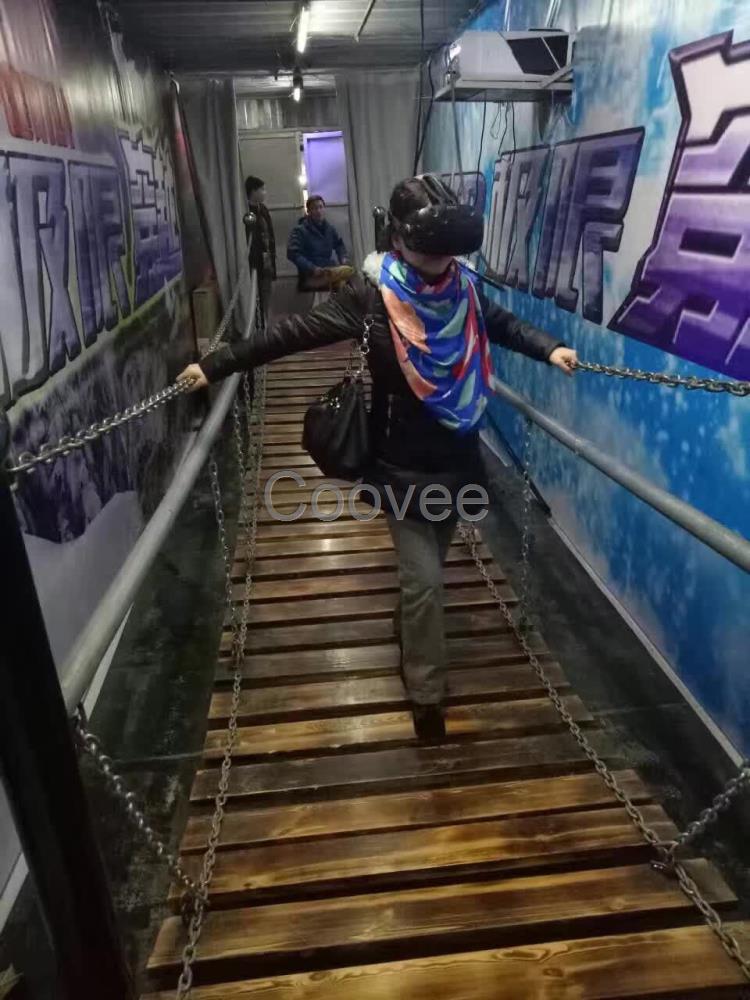 VR雪山吊橋出租VR極限穿越設備VR吊橋廠家驚險刺激身臨其境