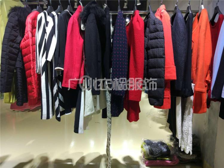 歌莉娅17年冬装羽绒服新款品牌折扣女装货源走份批发