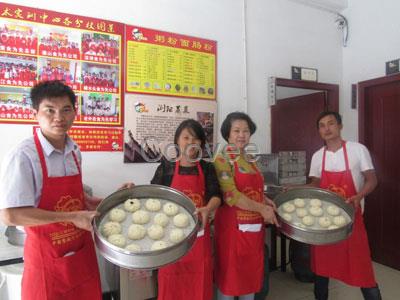 東莞石排學(xué)包子味道好來食為先