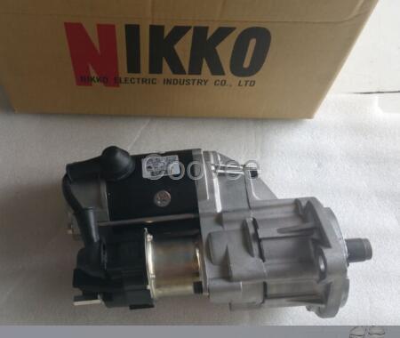 0-24000-0030小松4D95起動機