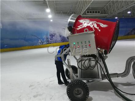 小型人工造雪机室内造雪的大造雪量室内造雪机