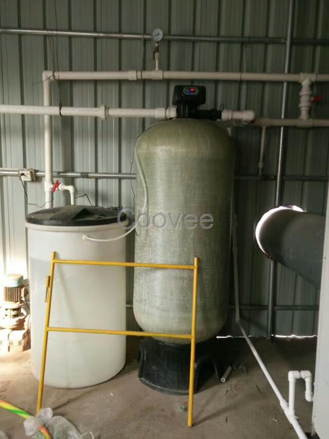 亮晶晶廠家直銷7噸全自動(dòng)軟水器一體式軟水機(jī)井水處理多閥控制器