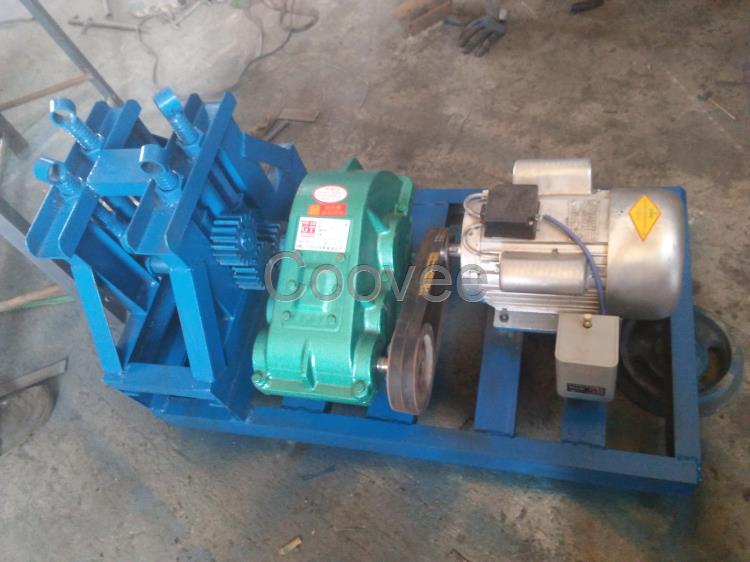 鐵皮保溫專用卷圓機(jī)壓邊機(jī)鐵板電動卷圓機(jī)鋼板電動卷圓機(jī)