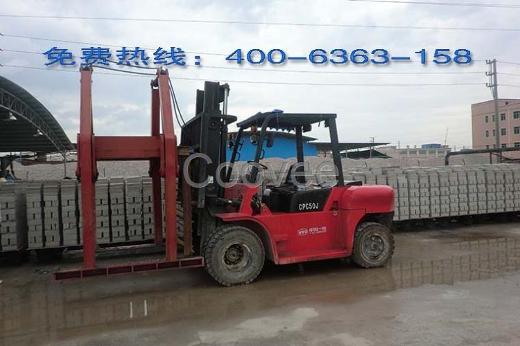 低投資全自動抱磚機成本低見效快效率高可批發零售全自動抱磚機