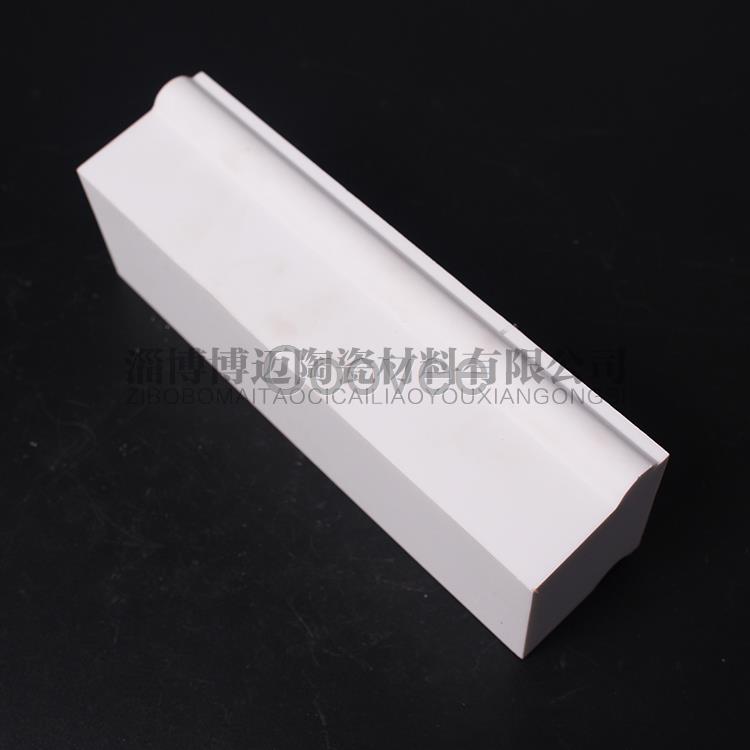淄博耐磨氧化鋁襯磚生產(chǎn)廠家高鋁球磨機(jī)內(nèi)襯