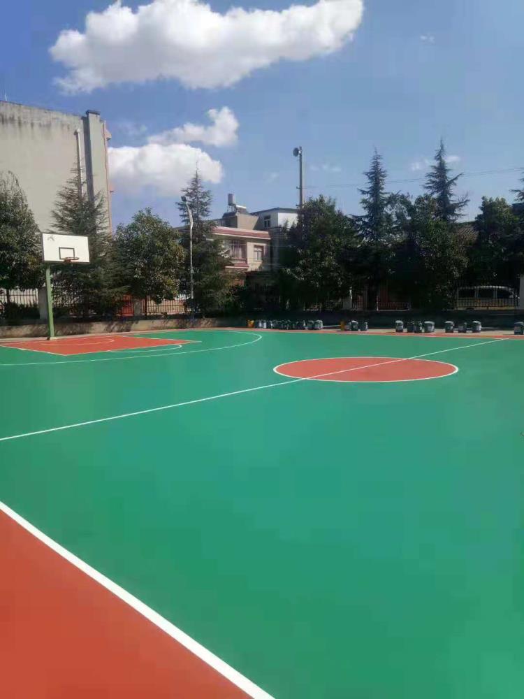 【塑胶篮球场】济南耐磨塑胶篮球场施工厂家球场施工新标准