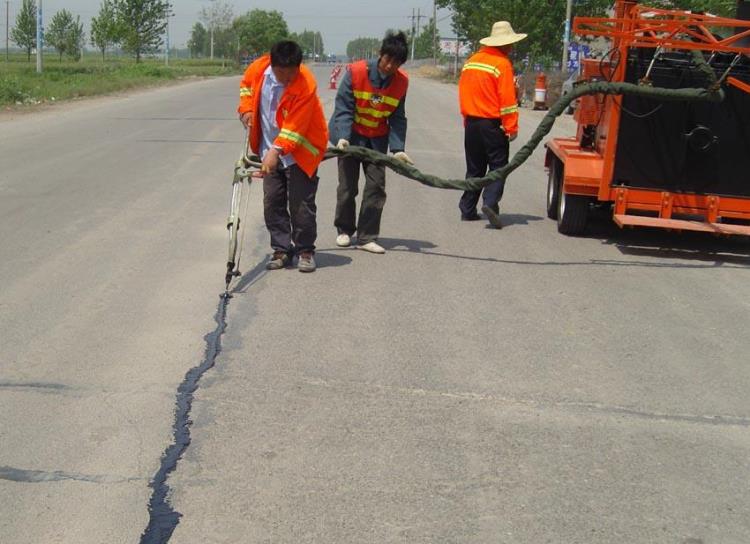 东营路面灌缝胶厂家提供便宜材料