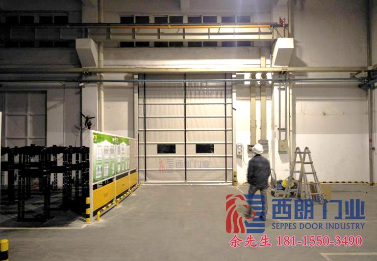 嘉興廠房抗風堆積門 柔性堆積門