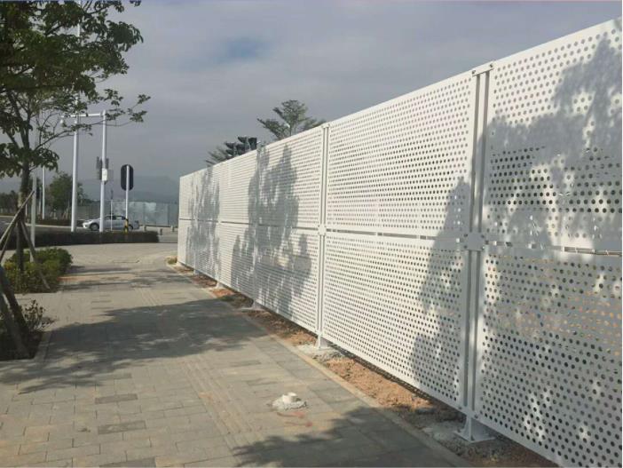 【防风围挡冲孔板护栏】冲孔板不锈钢围栏 防风护栏安装 别墅栏杆