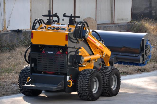 厂家直销迷你滑移hy380