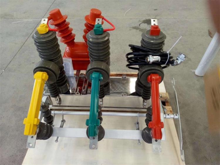 【户外真空断路器】zw32-12型柱上户外真空断路器