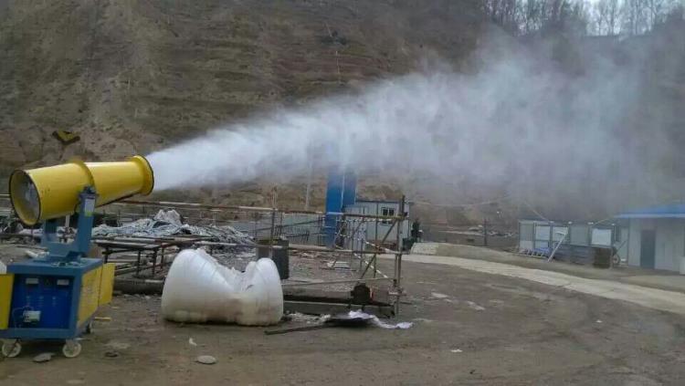 【工地雾炮机塔吊喷淋】重庆sj-45工地除尘雾炮机厂家塔吊喷淋设备