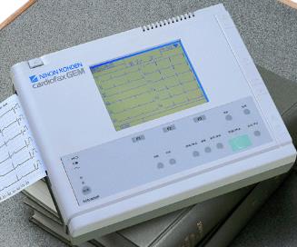 光電全自動分析心電圖機 ECG-9020P