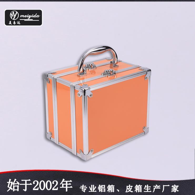 外貿(mào)品質(zhì)化妝箱韓版鋁合金大容量帶鏡子化妝箱