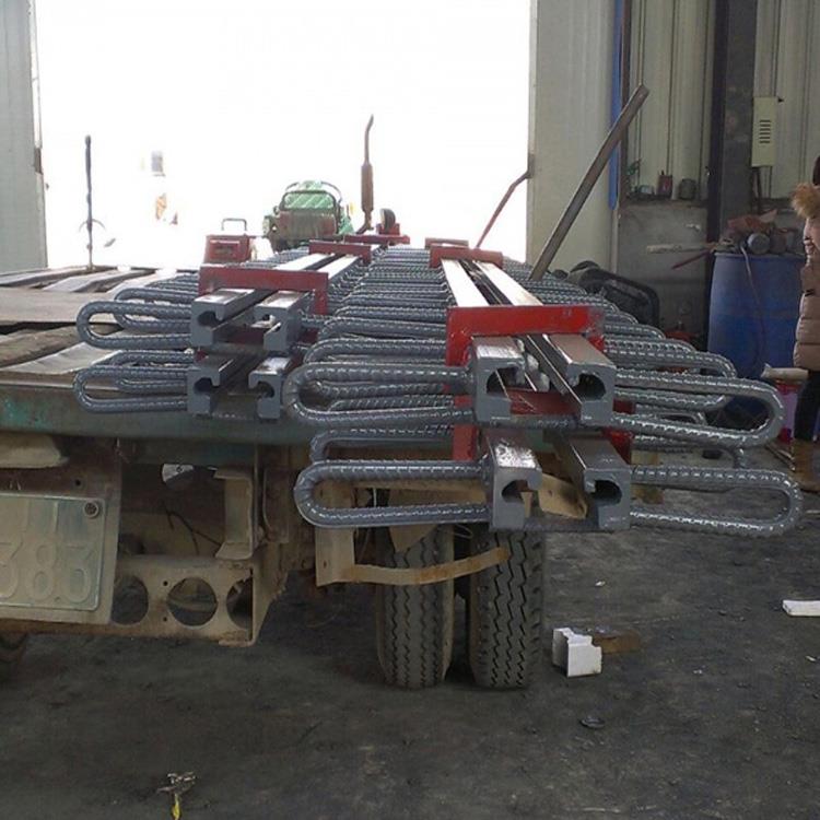 福瑞德廠家直銷Z型公路橋梁伸縮縫Z40伸縮縫Z80伸縮縫Z6