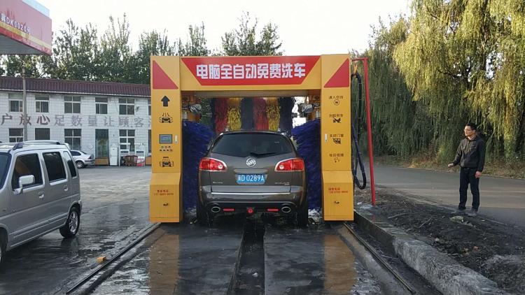 2019龍門往復式自動洗車機