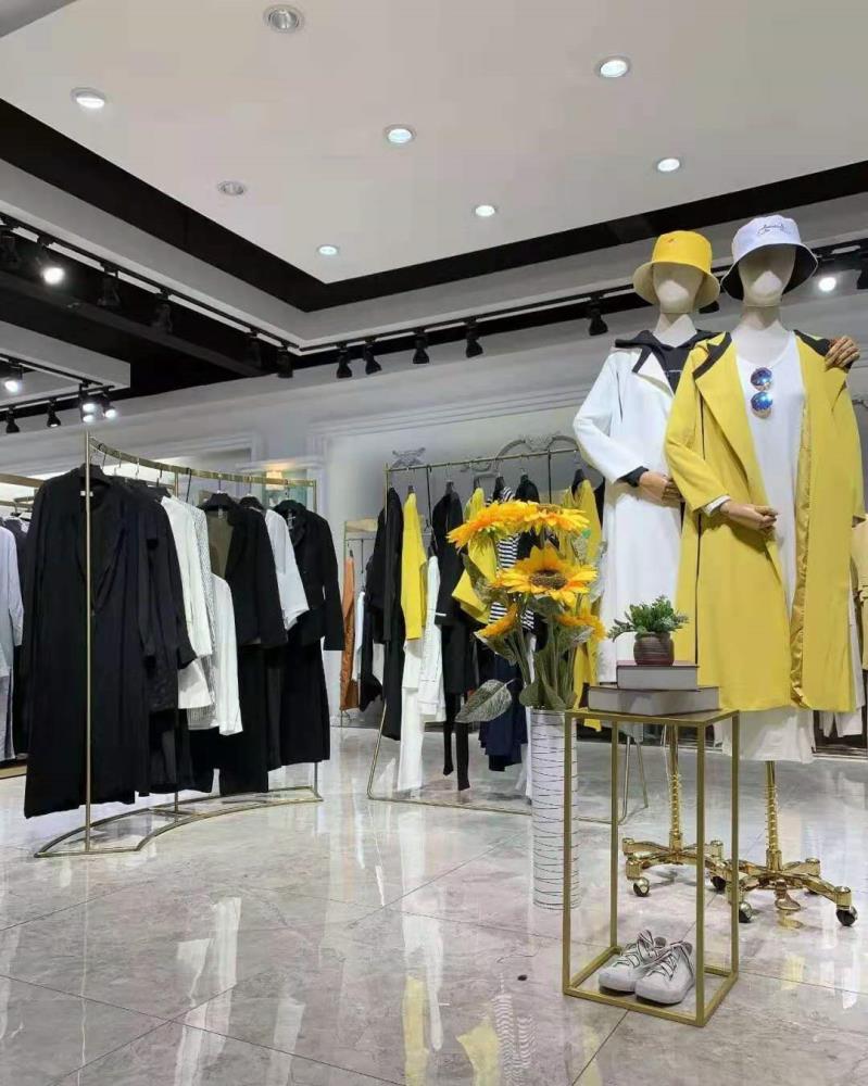 供应商机 服装服饰 女装 女上装 折扣女装 > 郑州 女装折扣店工厂直销