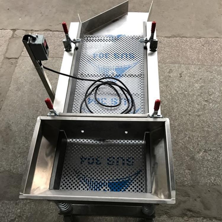 供應不銹鋼直線型振動篩料機