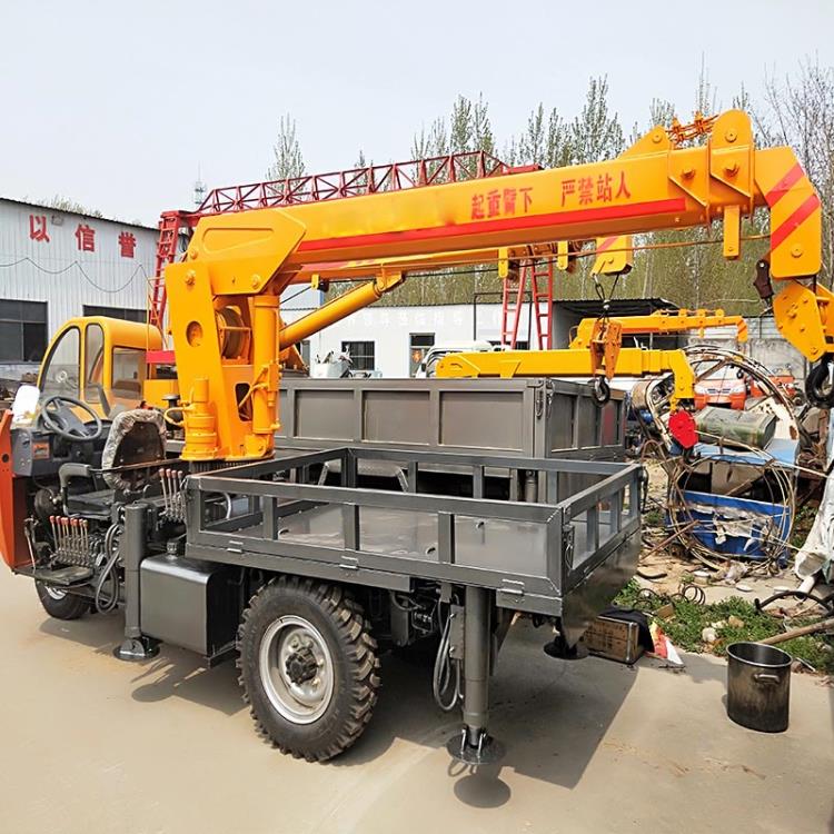 山西三輪車隨車吊生產(chǎn)廠家 全自動三輪隨車吊