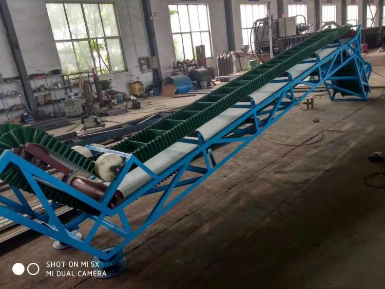 沙石皮帶輸送機A金臺沙石皮帶輸送機A沙石皮帶輸送機廠家